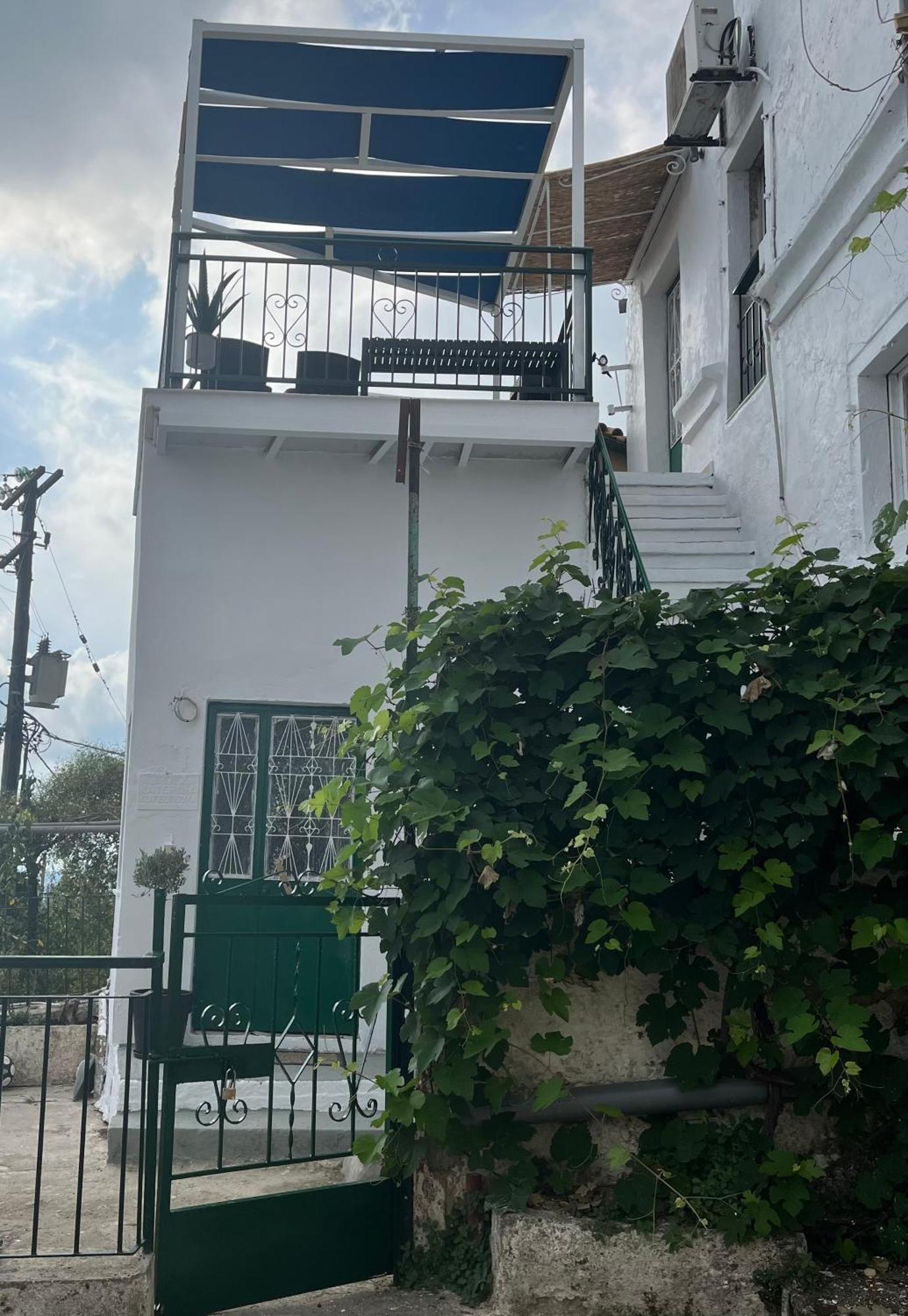 Secret Balcony Holiday home