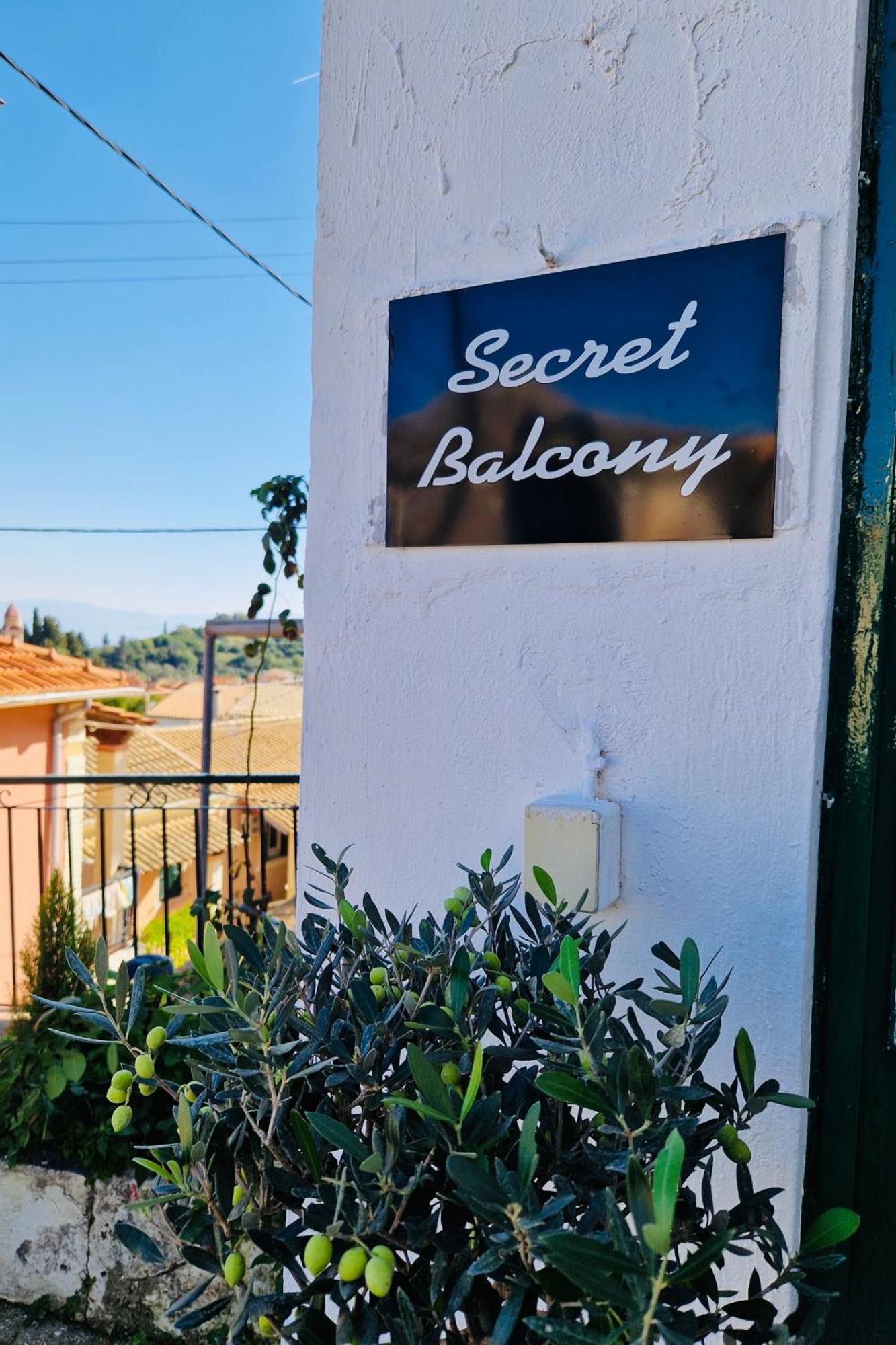 Holiday home Secret Balcony