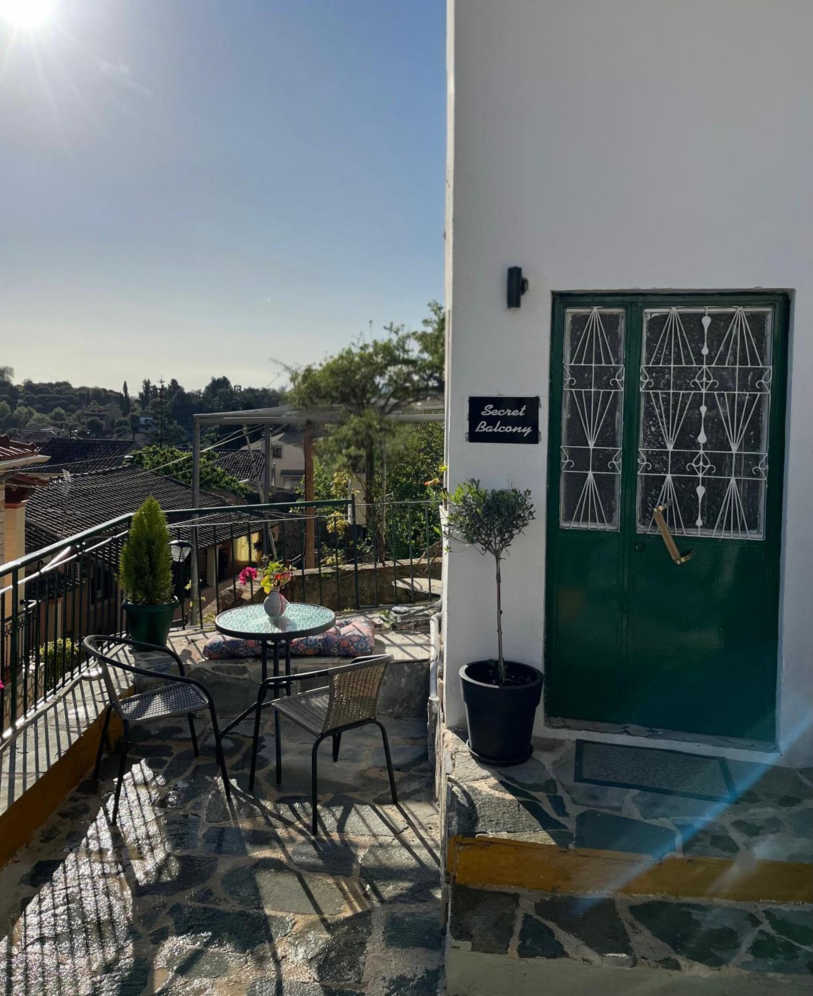 Secret Balcony *